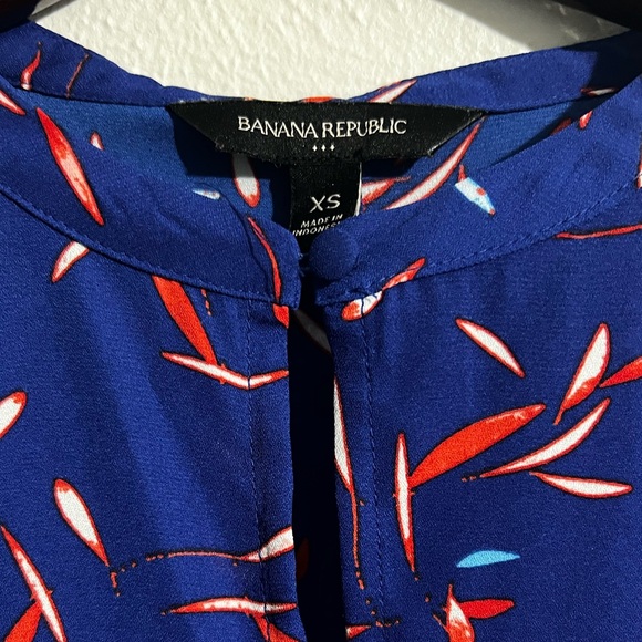 Banana Republic Longsleeve Flutter Dress - Picture 3 of 7